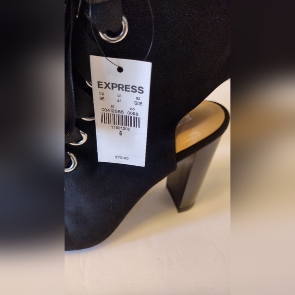 Express Peep Toe Booties 6 (NEW) - Picture 2 of 10